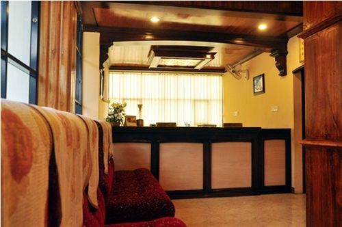 Hotel Fabexpress Luminos Dwelling Ikka Nagar à Munnar Extérieur photo