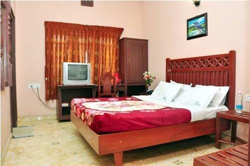Hotel Fabexpress Luminos Dwelling Ikka Nagar à Munnar Extérieur photo